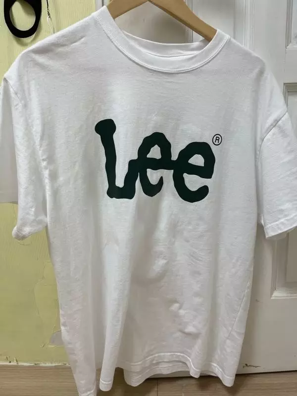 동생 주려고 산건데 이쁘고 잘 맞대요! S사이즈인데도 넉넉하고 내구성 좋은 원단이라 