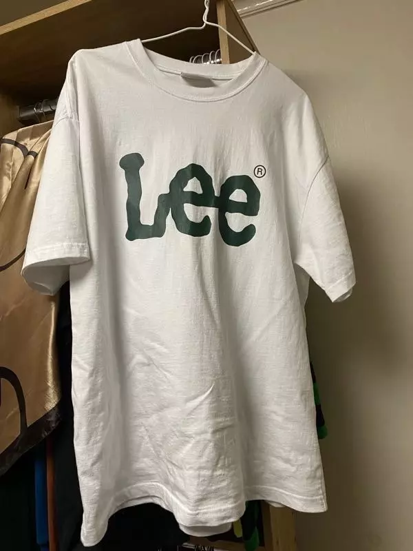 커플룩그매햇어요  여자분들은 에스사이즈 가는게조을듯영