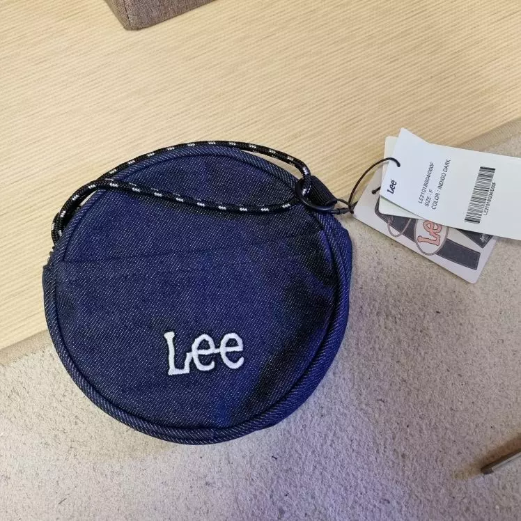 리에서 쥬냉 귀욤쓰한 백이나왔네요바로 질렀습니다 ㅋㅋ요즘 일본놀러룰 못가서 리 레