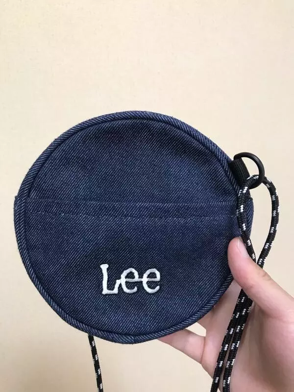 너무 귀여운 탬버린백!!나들이 갈 때 간단하게 메고 다니기 딱 좋아요!