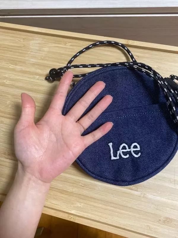 너어어엉어무 귀여워요ㅠ반지갑, 팩트, 에어팟, 틴트 다 들어가요!