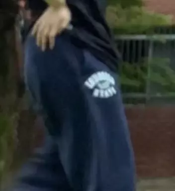 재질이 좋아용 네이비 색도 좋구 좋아요 편해용 허리는 엄청 커요ㅠ