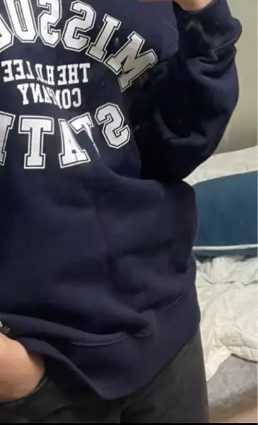 핏이 오버같은 느낌이지만 큰느낌은 안나는? 그런 부담안나는 핏이었어요