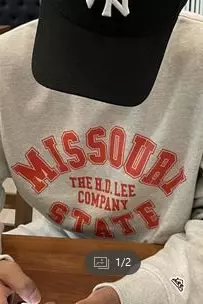 상의는 한 사이즈 크게 선물했는데 오버핏해서 좋아용 ㅎㅎ