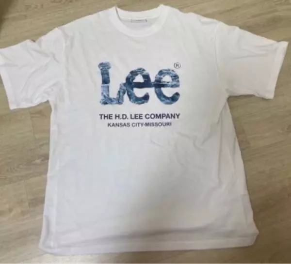 너무좋어요~~리 처음 입는데  사이즈도 좋고 괜찮네여