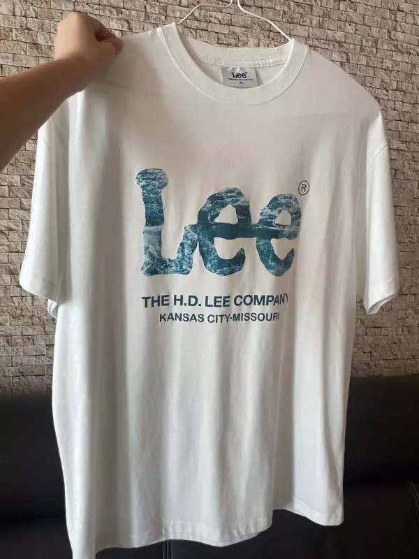 153/42 많이 크지만 이뻐용 프린팅이 굿입니댜