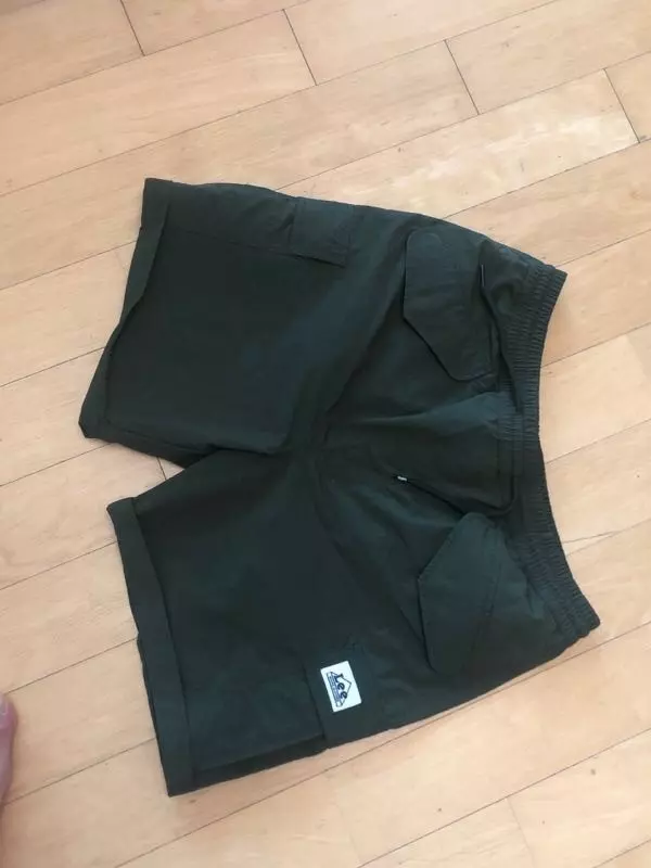 사이즈 딱 맞고 재질이 시원할 거 같아서 좋아요 만족!