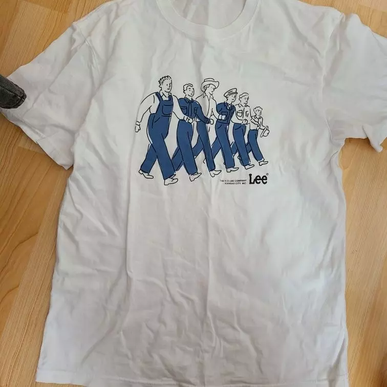 맘에 들어요 특히 프린팅이 유독 마음에 듭니다 굿