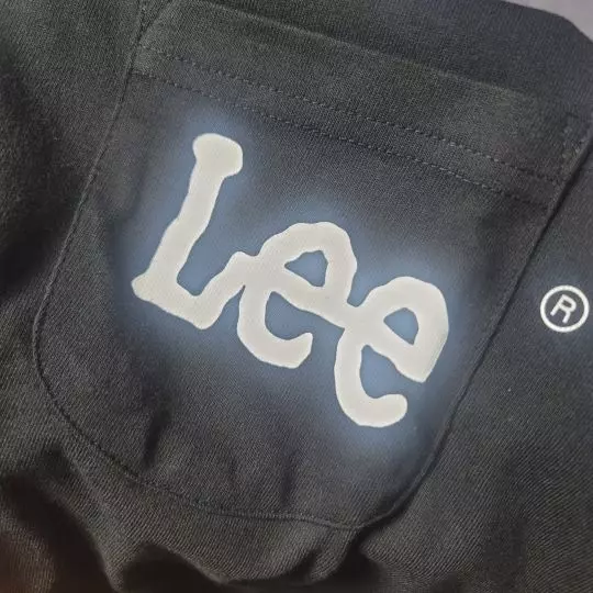 L시킨줄 알았는데 M으로 시켜서 잘못시켰지만 다행히 핏이 잘나와줘요