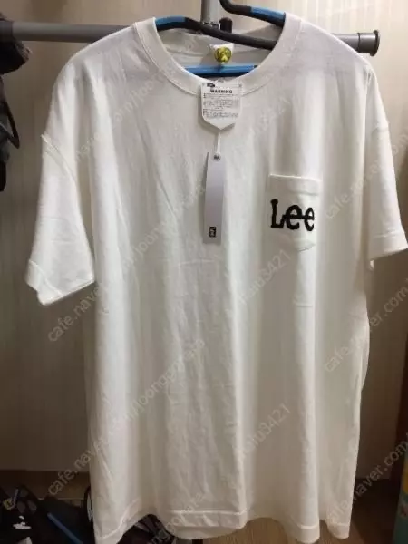 리는 믿고 입습니다 여러번 세탁해도 목이 짱짱한 게 그대로입니다