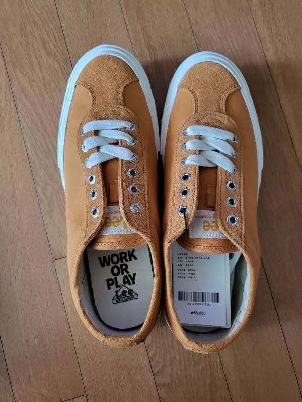 배송 야무지게 잘받있습니다컬러감 핏감 좋습니다