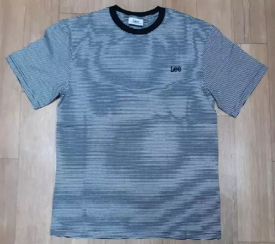 블프 때 사서 싸게 잘 샀어요 생각보다 로고 자수가 커요