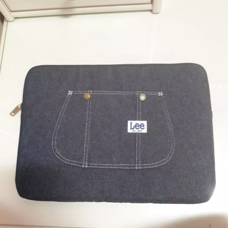 안감이 부들부들해서 좋아요 그리고 완전 깐지나게 생김