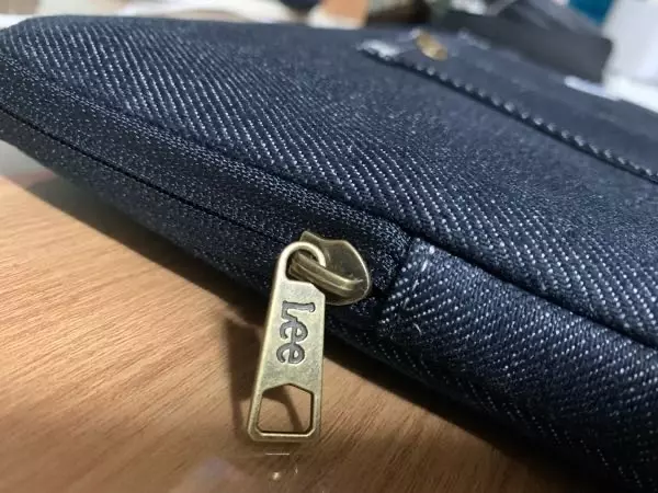 진짜 개이뻐요. 여자친구랑 같이 샀는데 카메라가 실물을 못 담습니다… 고민하고 계신