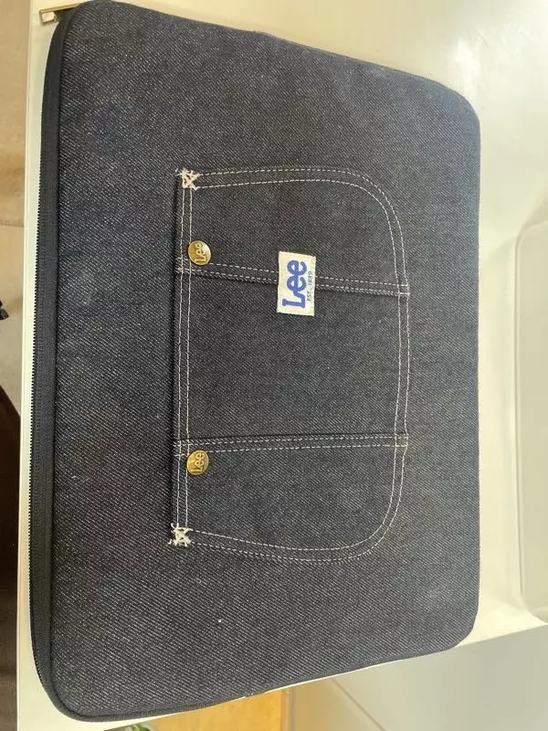 폰카가 구려서 사진이 쪼 그런데..실물이 훨씬 예뻐요!