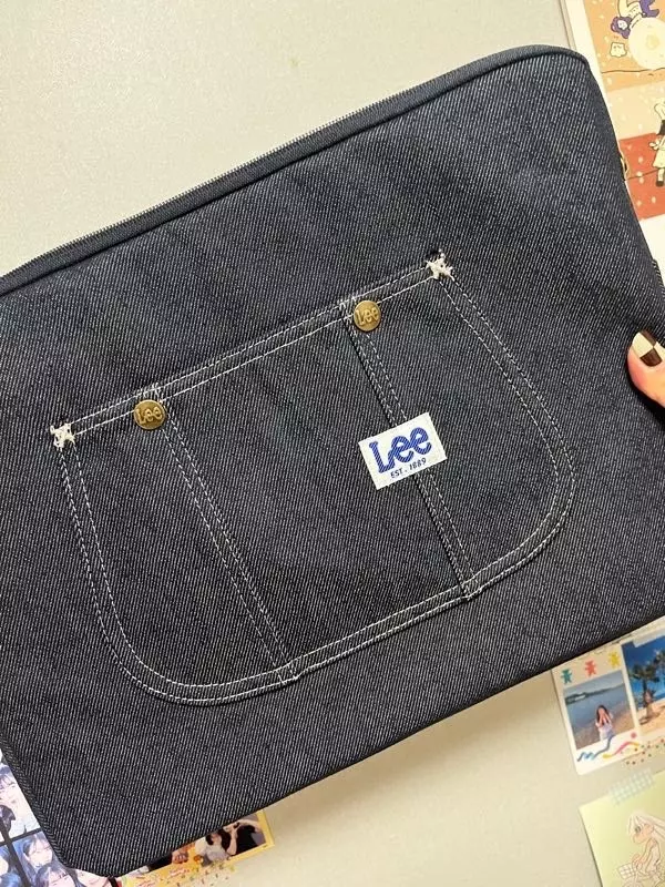 너무 맘에 들어요!! 색도 크기도 디자인도 다 완벽 그 자체..⭐️⭐️