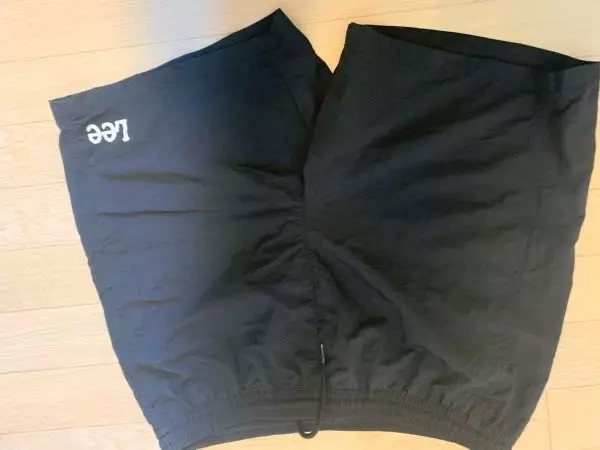 편하고 여름에 입기 좋을거 같아요 추천합니다 굿굿