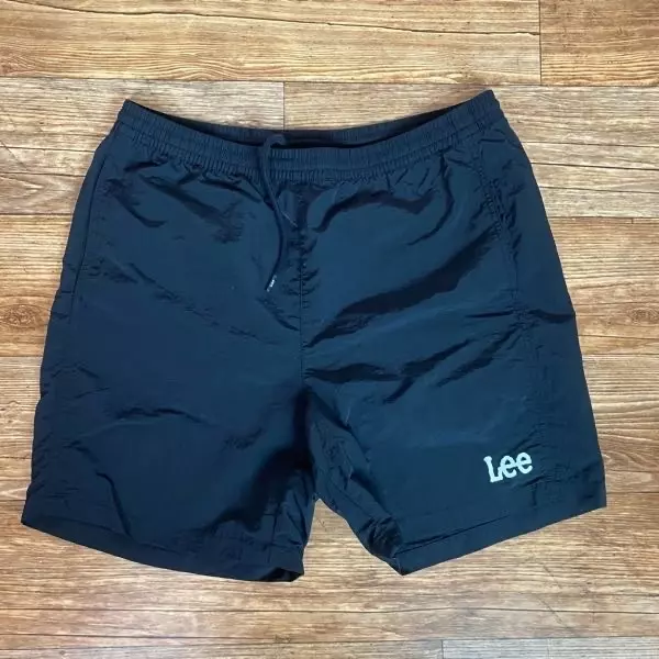 사진으로 보는 것보다 입어보면 정말 더 예뻐요!!입기 편해서 항상 입었어요