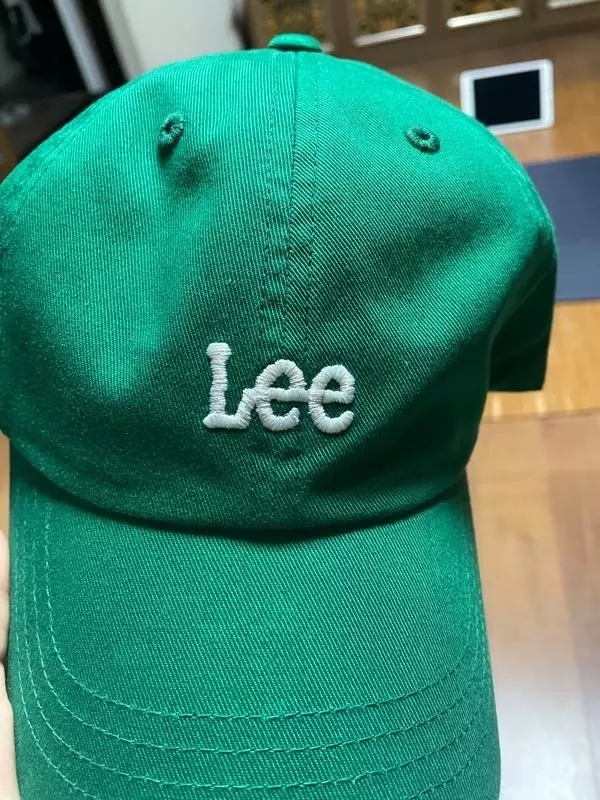 색감이너무 이뻐서 샀는데 사진이랑 똑같아요ㅠㅠ넘 이뻐옇ㅎㅎ