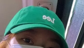 초록색 정석의 색감이 갖고싶었는데 원하던대로 맘에 들어요~