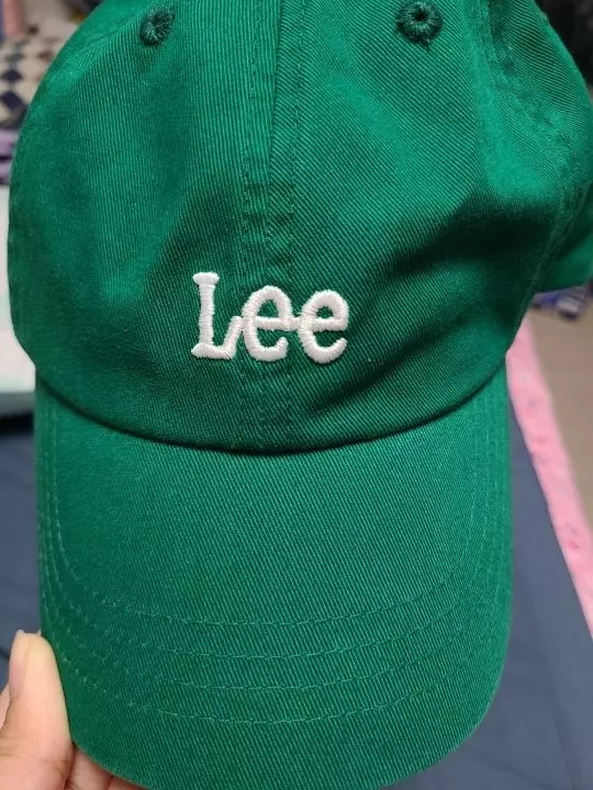 실물색깔이 사진에 잘 안담기네요ㅠ 제가 예상했던 초록색은 아니지만 예뻐요 ,! 근데 