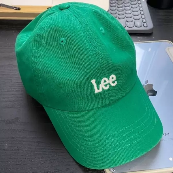 같은 모델 베이지 사고 너무 마음에들어서 그린으로 재구매했어요 그린도 너무 이뻐요!