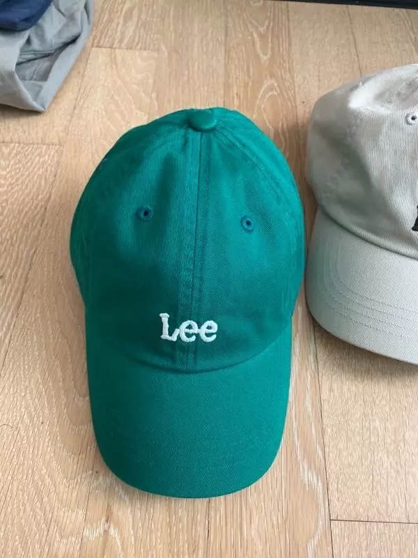 베이지.샀는데 넘맘에 들어서 한벌 더 구매하는겁니다 넘.예뻐어ㅡ