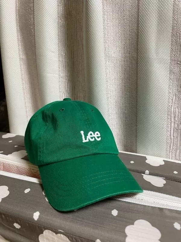 너무 색감이 쨍하고 이쁜데 요즘 너무 많이 유명해졌어요ㅠㅠ 하지만 너무 이뻐요!