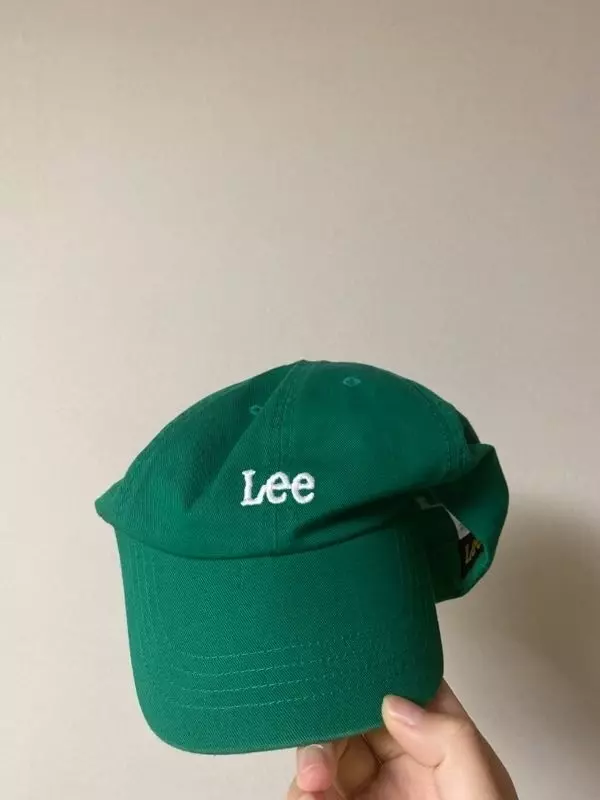 색깔도 예쁘고 크기도 적당해서 맘에듭니다 자주쓰고있어용