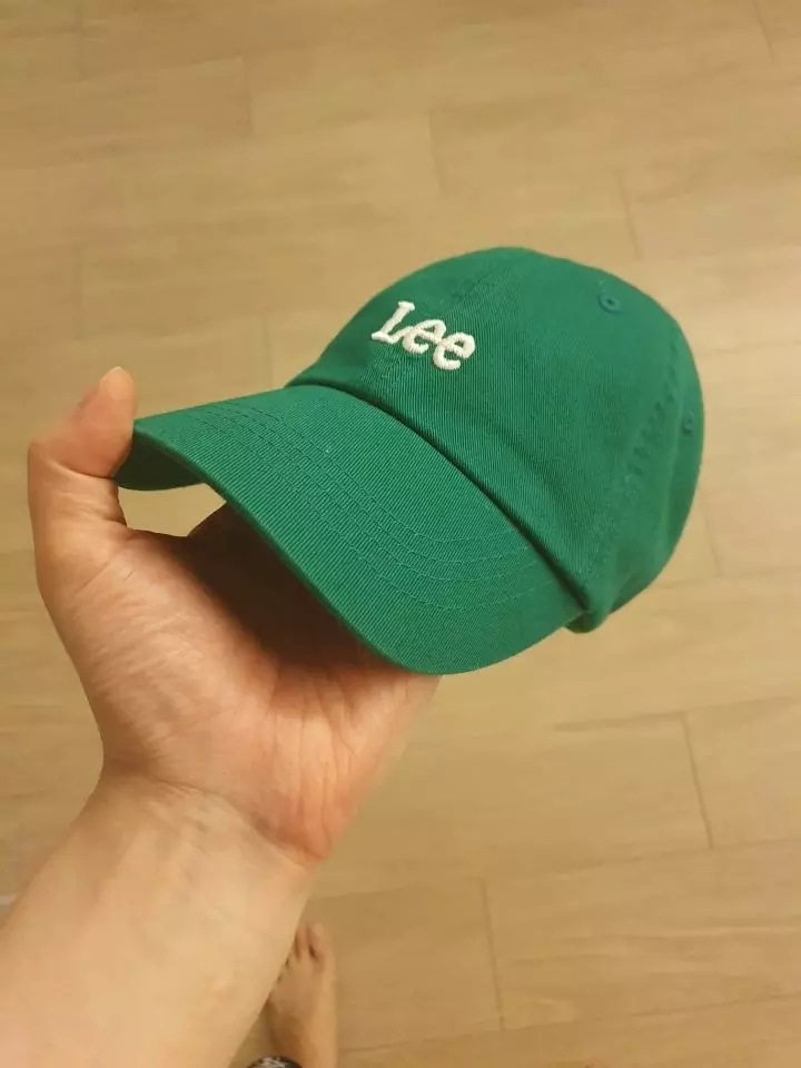 높이가 살짝 짧은느낌이 있지만,포인트주기엔 무손색.만족합니다.