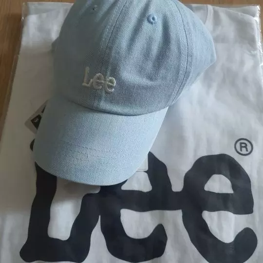 여름여름한 색상 연천 볼캡 이뻐요자주 착용하고 다닐꺼 같아요^^