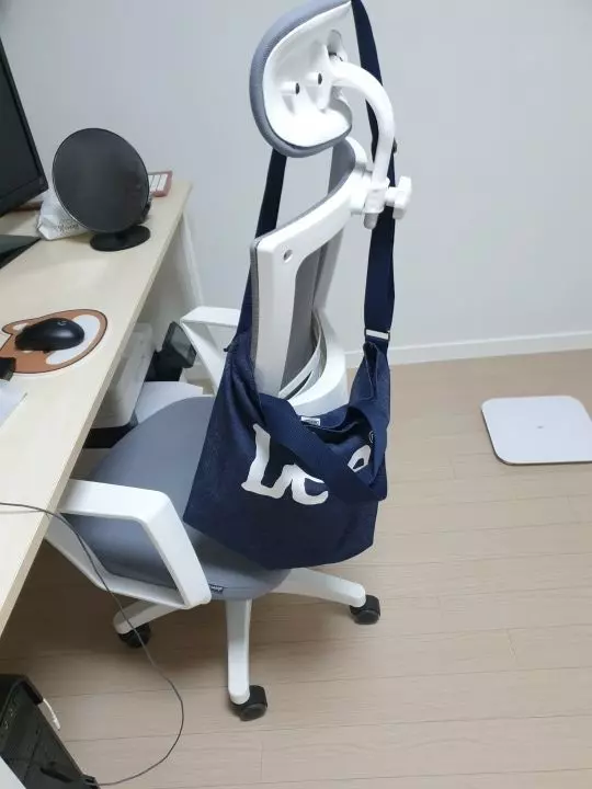 너무 이쁘네요 가격대비 질도 좋고 너무 잘산거같아요매우만족합니다