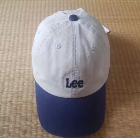 아직 써보진 못 했는데 시원해보이고 색감도 좋네요