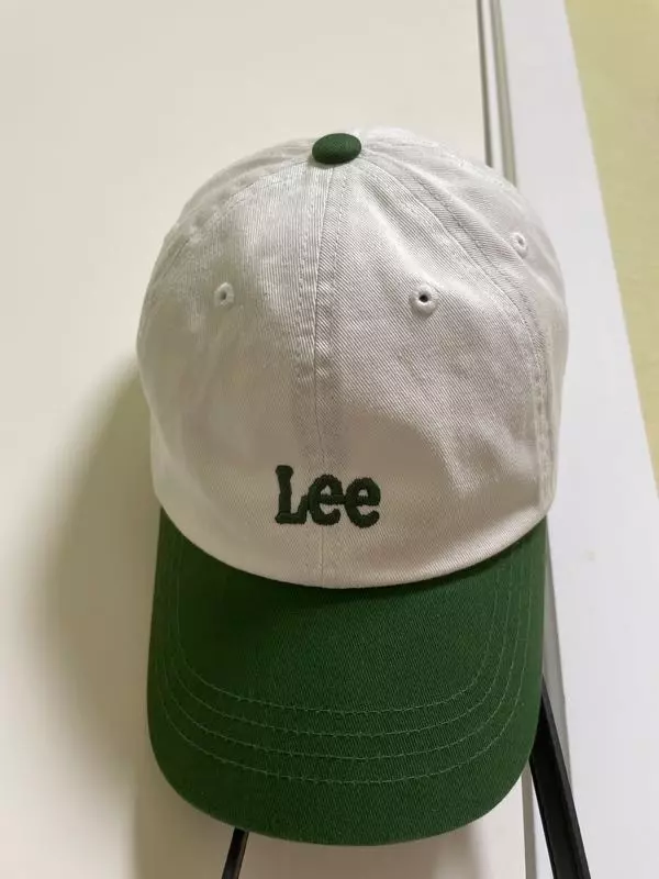 그냥 무난하니 캐주얼하게 사용중입니다 좋아요~