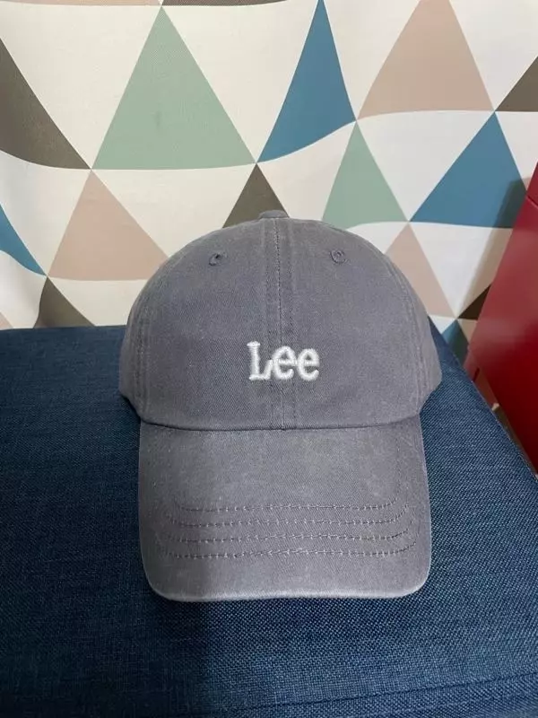 연한 흑청 느낌의 색상 모자 찾았는데 딱이네요~ 재질 좋네요~