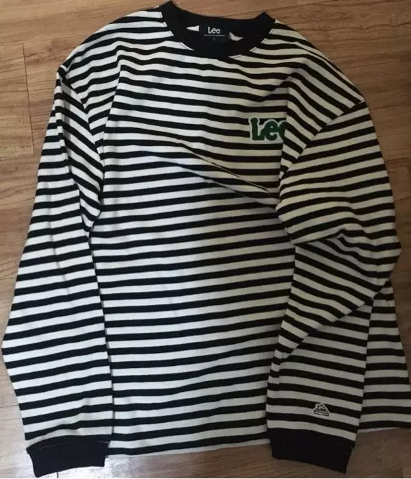 너무 맘에 듭니다!!컬러감ㅠㅠ 최고예뻐요소재도 탄탄해요