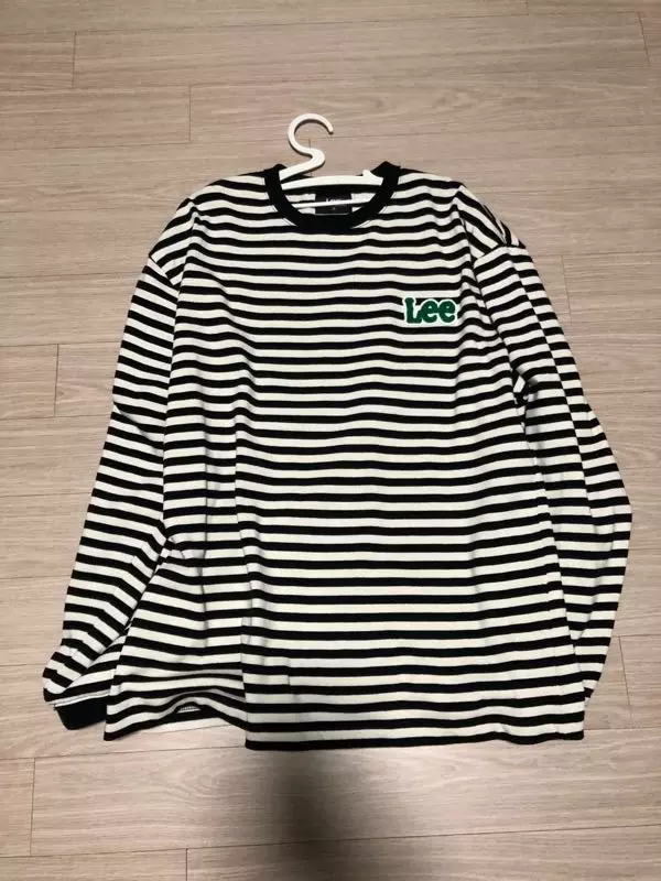 생각했던 것보다 이뻐요. 로고도 아주 마음에 드네요.