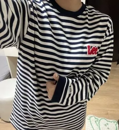 완전 따봉 기대안했는데 넘무 이쁩니당 최고에영