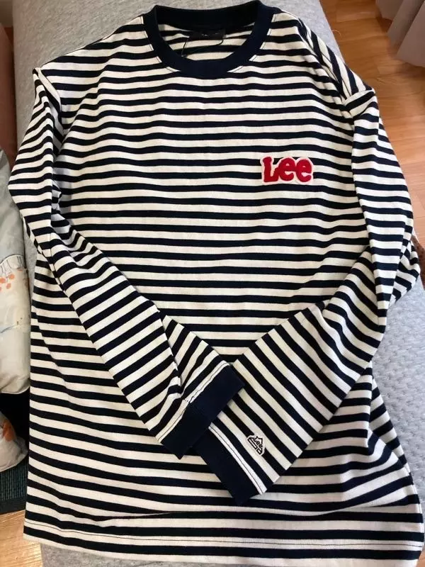 예약이라 꽤 기다렸지만 편하게 이래저래 입기 좋아보여요- 기장 긴거 알고 사서 생각한