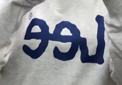 사이즈도 살짝 오버핏으로 딱 예쁘고 색이 정말 예쁩니당