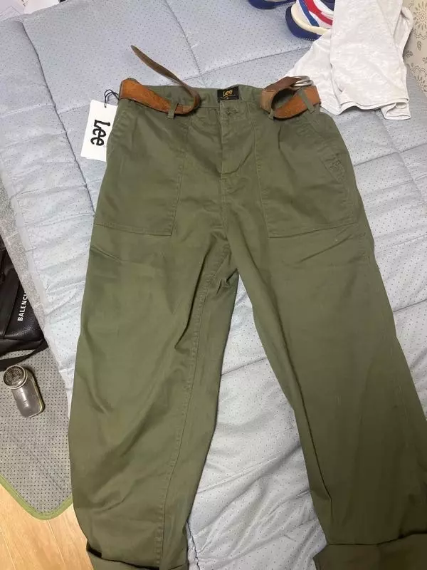 넉넉한 통에두어번 세탁해서좀만더 워싱 들어가면 더 이쁠꺼 재질도 부드럽고 생각 보다