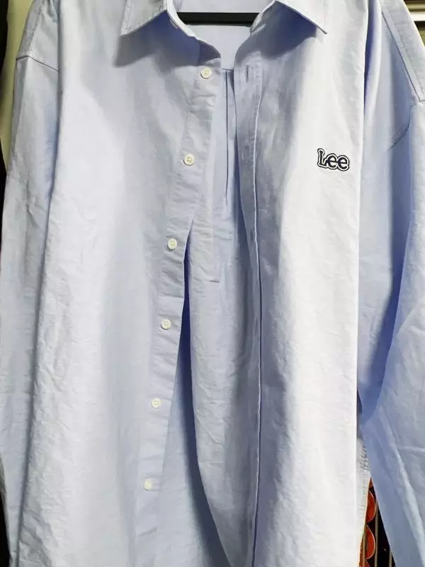 여자친구랑 같이 입으려고 구매했는데 하나 더 사고 싶을 정도로 이뿝니당