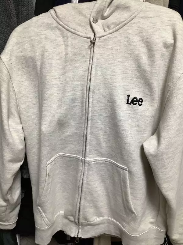 색이 너무 예뻐요 ~~ 사이즈도 딱 엉덩이 덮어서 예쁜 핏 나와요