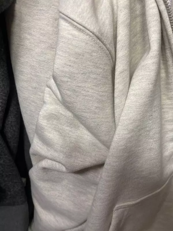 그냥 완전 휘뚜루 마뚜루로 입으려고 산건데 너무 이쁨 ㅜ