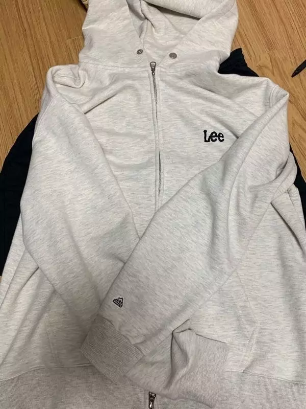 너무 이뻐요 !! 진짜 자주 입을 것 같네요 ㅎㅎ1-2월에 입기에는 좀 추운 감이 있지만 