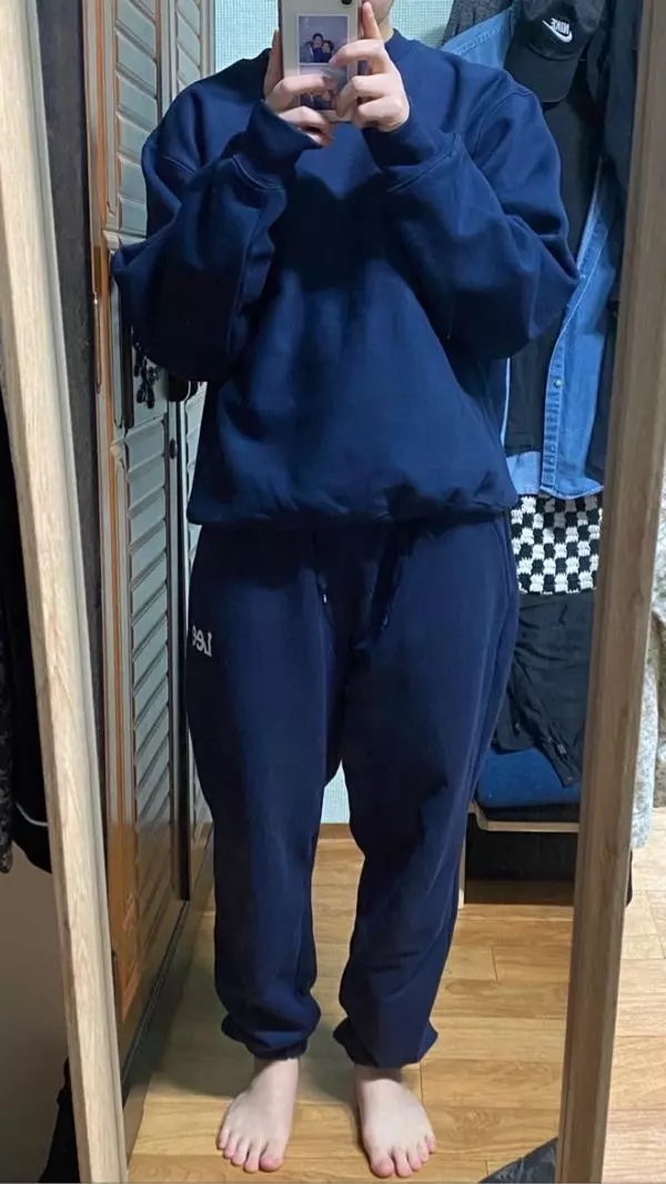 남여공용으로 나와서 그런지 여자기준으로 봤을때 커요!그래서 m에서 s로 교환했습니다