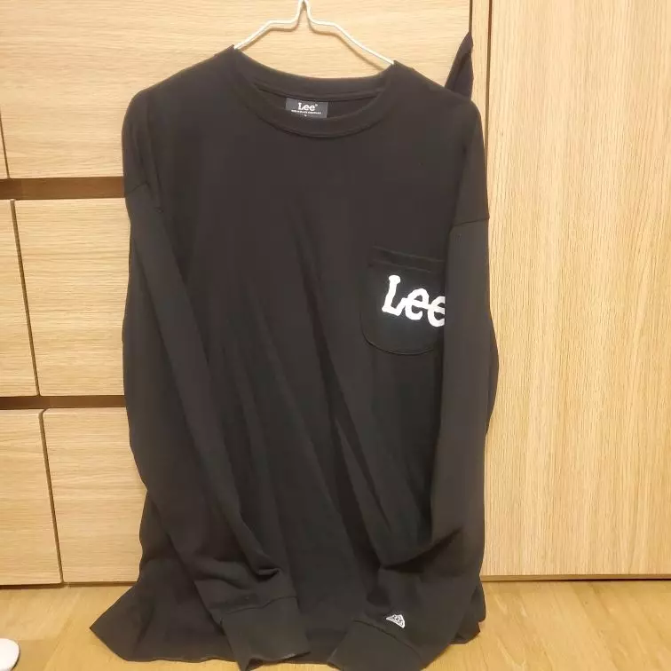 잘샀어여. 기본템으로 깔끔하게 좋아여 길이감이 좀 길지만 밸런스 좋아여