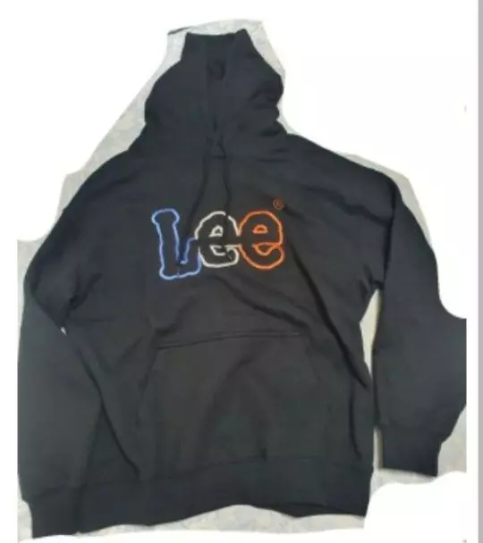 사진이랑 똑같고 패턴도 선명합니다 생각보다 두꺼워서 좋아요