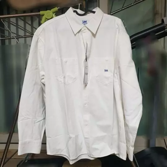 재입고 기다렸는데 보자마자 S는 품절이어서 M이라도 샀어요ㅠ 저한텐 좀 크지만 두툼하