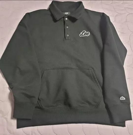 시보리도 좋고 봉제 및 마감도 좋습니다 사이즈도 오버핏이라 편안하게 입을 수 있을 것